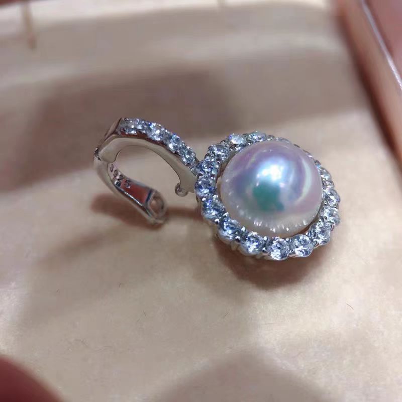 判断珍珠品质好坏主要看五大要素